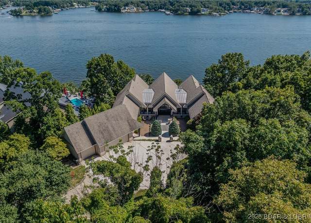Property at 820 Cedar Crest Dr, Lake Ozark, MO 65049, 5 beds, 5.5 baths