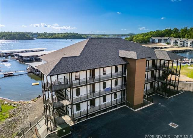 Property at 4935 Robins Cir Unit 3B, Osage Beach, MO 65065, 3 beds, 3 baths