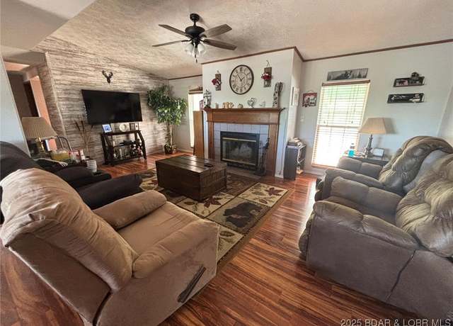 Property at 17362 Country Life Rd, Gravois Mills, MO 65037, 3 beds, 3 baths