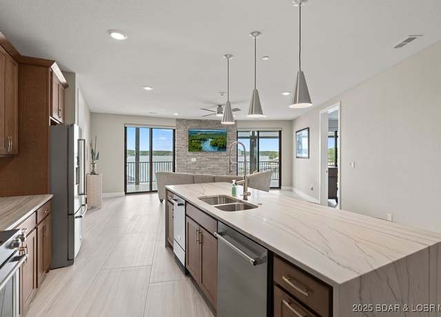 Property at 182 Havens Place Dr Unit 3D, Lake Ozark, MO 65049, 4 beds, 4 baths