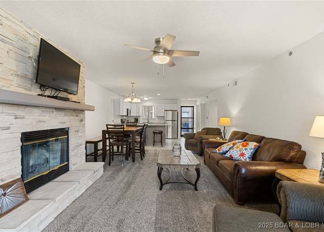Property at 611 Lazy Days Rd Unit V-7, Osage Beach, MO 65065, 2 beds, 2 baths
