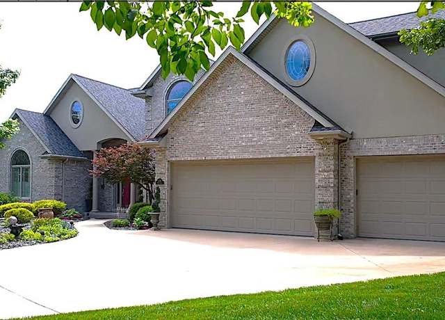 Property at 1295 Cayman Dr, Osage Beach, MO 65065, 4 beds, 4.5 baths