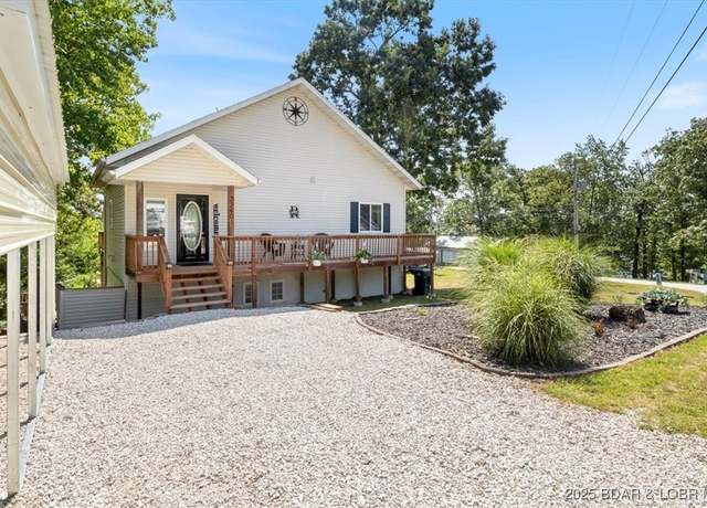 Property at 33401 English Rd, Sunrise Beach, MO 65079, 3 beds, 3 baths