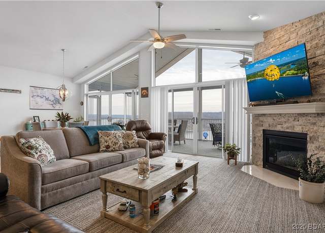 Property at 682 Summer Place Dr Unit 3A, Camdenton, MO 65020, 3 beds, 3 baths