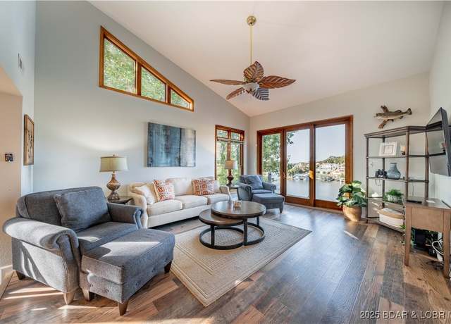 Property at 4692 Lakehurst Cir, Osage Beach, MO 65065, 4 beds, 3 baths