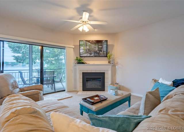 Property at 21 Westshore Falls Ct Unit 2B, Lake Ozark, MO 65049, 3 beds, 3 baths