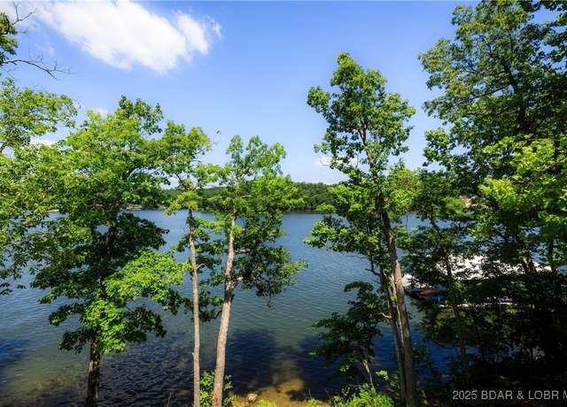 Property at 17023 Seminole Dr W, Rocky Mount, MO 65072, 4 beds, 3.5 baths