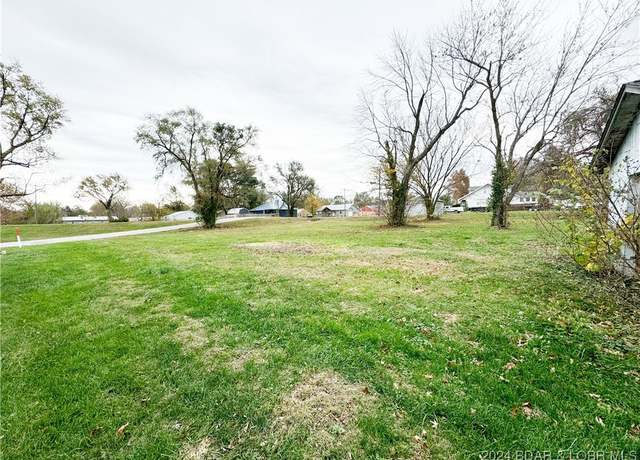 Property at 107 South Maple, Versailles, MO 65084
