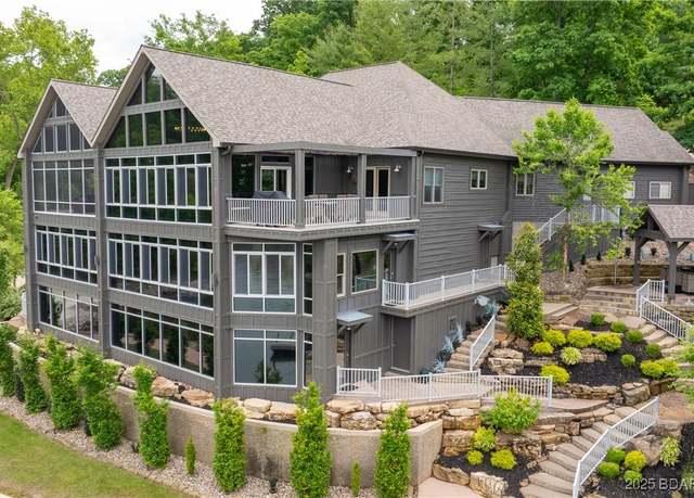 Property at 451 Wedge Wood Dr, Camdenton, MO 65020, 7 beds, 5.5 baths