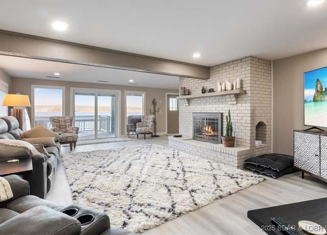Property at 130 Scenic Circle Dr, Sunrise Beach, MO 65079, 3 beds, 3 baths