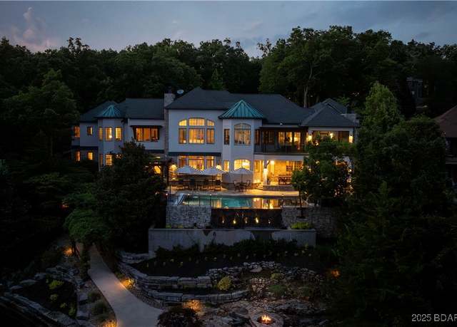 Property at 1208 Brookhaven Ln, Villages, MO 65079, 5 beds, 7 baths