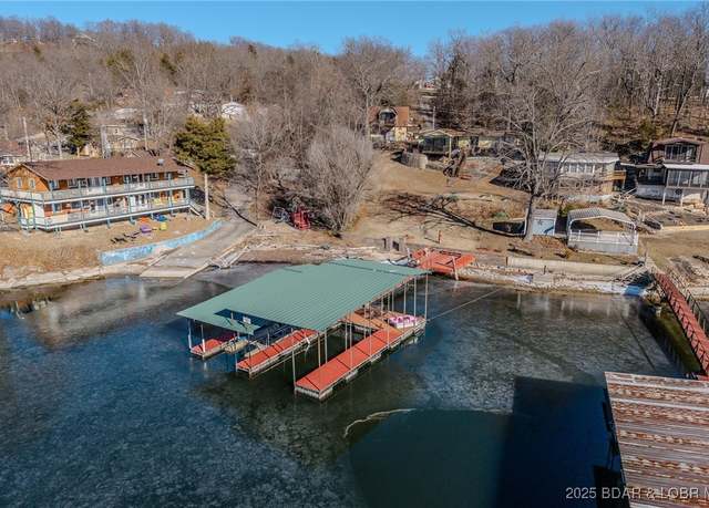 Property at 41 Landscape Ln, Camdenton, MO 65020, 4 beds, 2 baths