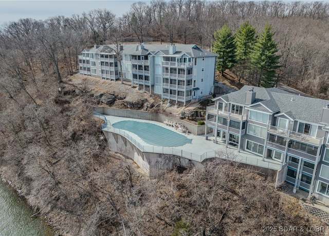 Property at 288 Windsor Bay Dr Unit 2B, Camdenton, MO 65020, 3 beds, 3 baths