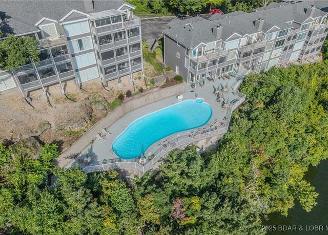 Property at 288 Windsor Bay Dr Unit 2B, Camdenton, MO 65020, 3 beds, 3 baths