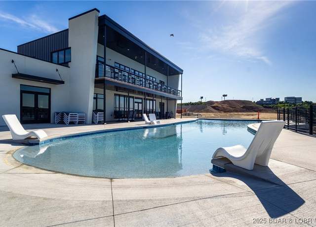 Property at 100 Blue Heron Hl #111, Lake Ozark, MO 65049, 1 bed, 1 bath