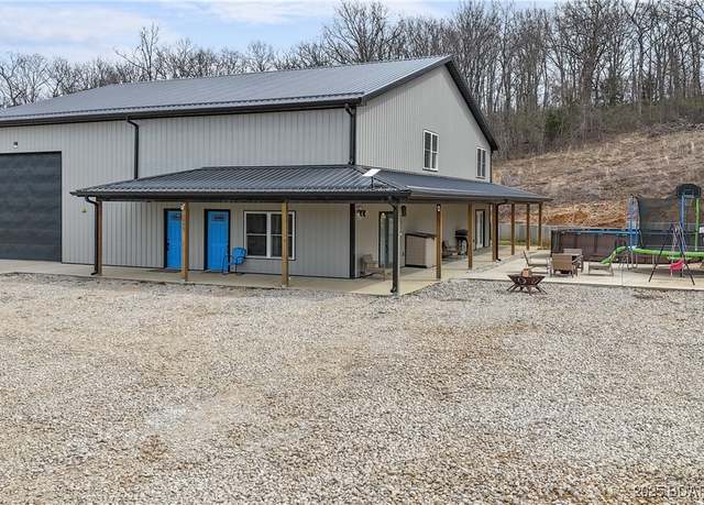 Property at 1972 Anderson Hollow Rd, Linn Creek, MO 65052, 4 beds, 3.5 baths