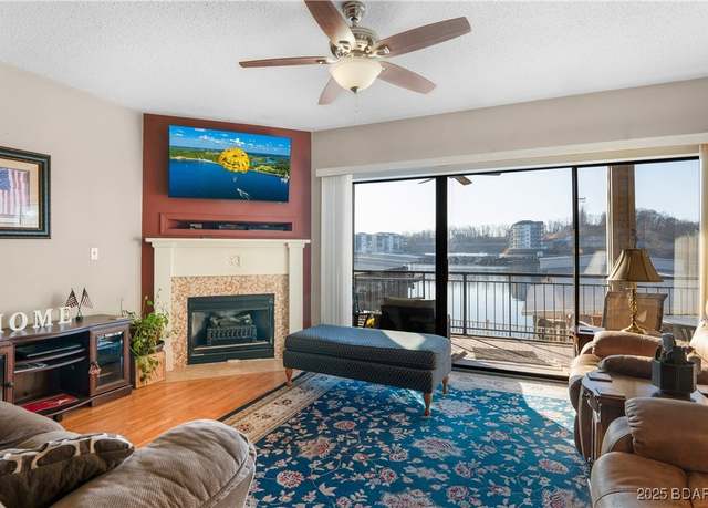 Property at 90 Falls Point Dr Unit 1B, Lake Ozark, MO 65049, 3 beds, 3 baths