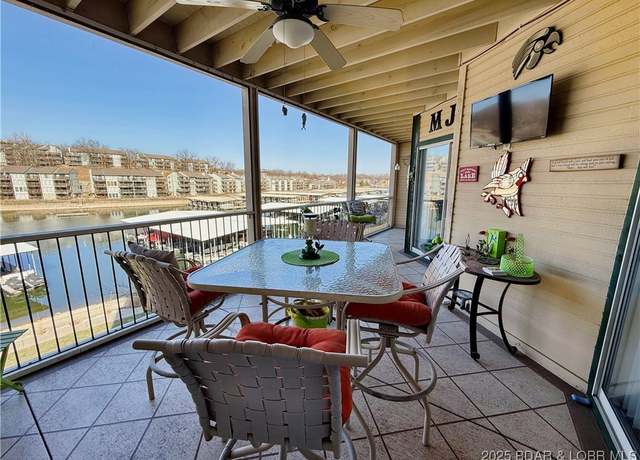 Property at 277 Bristol Bay Dr Unit 1A, Lake Ozark, MO 65049, 3 beds, 2 baths