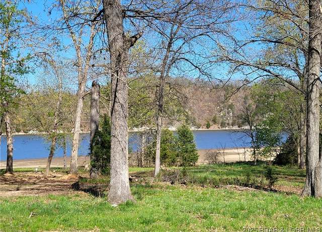 Property at Emerald Hills Dr Unit Phase 4 Lot 8, Edwards, MO 65326