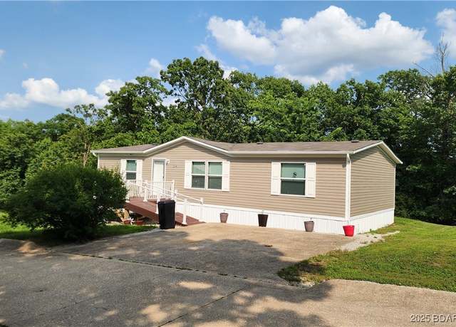 Property at 234 Oak Ridge Dr, Sunrise Beach, MO 65079, 3 beds, 2 baths