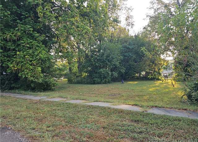 Property at 706 Grand Ave, Eldon, MO 65026