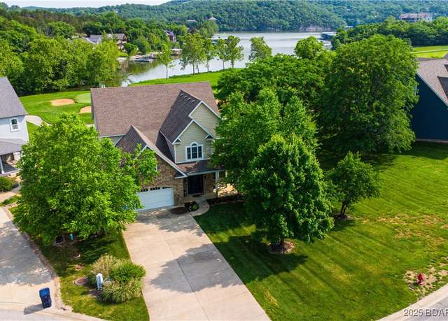 Property at 915 Bear Cave Way, Camdenton, MO 65020, 5 beds, 3.5 baths