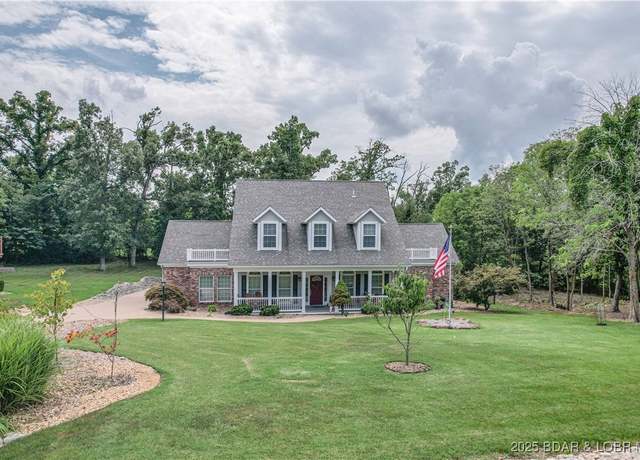 Property at 121 Palmer Dr, Lake Ozark, MO 65049, 3 beds, 2.5 baths