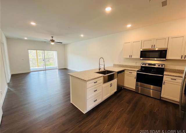 Property at 295 Highland Shores Dr Unit 1B, Lake Ozark, MO 65049, 2 beds, 2 baths