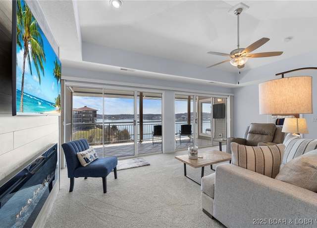 Property at 372 West Palisades Condo Dr Unit 4A, Lake Ozark, MO 65049, 3 beds, 3 baths