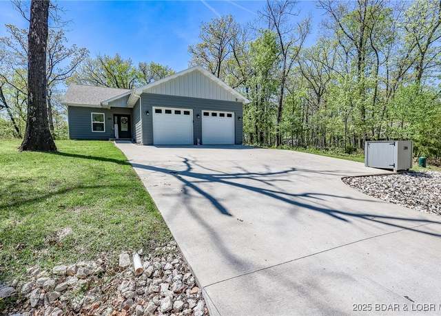 Property at 284 Bloomington Dr, Lake Ozark, MO 65049, 3 beds, 2 baths