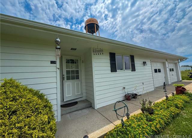 Property at 104 Tower View Dr, Versailles, MO 65084, 2 beds, 2 baths