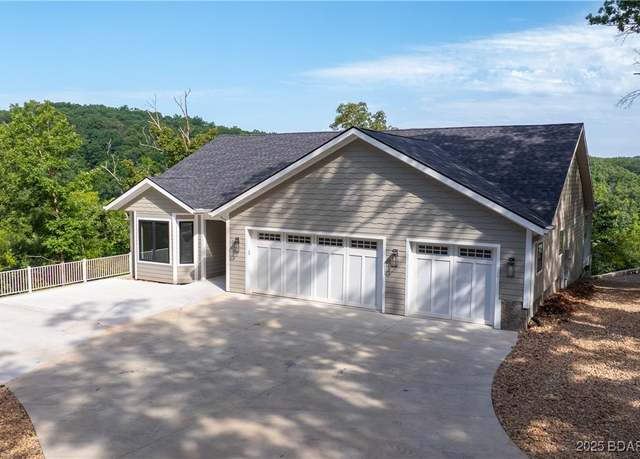 Property at 109 Wedgewood Dr, Camdenton, MO 65020, 5 beds, 3.5 baths