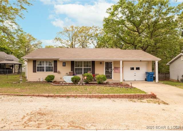 Property at 1497 Cherokee Rd W, Lake Ozark, MO 65049, 3 beds, 1 bath