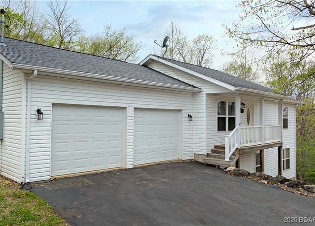 Property at 37 Warner Ln, Lake Ozark, MO 65049, 3 beds, 2 baths