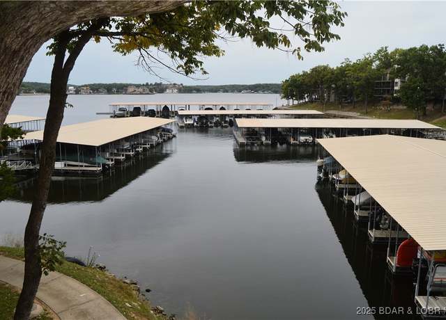 Property at 207 Circle Edge Unit 1A, Village Of Four Seasons, MO 65049, 2 beds, 2 baths
