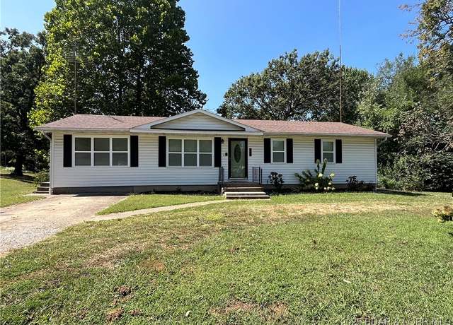 Property at 201 South Hill Dr, Stover, MO 65078, 2 beds, 2 baths