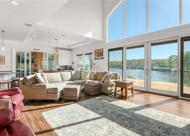 Property at 394 Woodland Heights Dr, Sunrise Beach, MO 65079, 6 beds, 7.5 baths