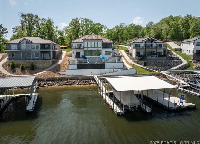 Property at 27 Damsel Rd, Lake Ozark, MO 65049, 4 beds, 5 baths