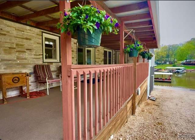 Property at 41552 Ivy Bend Rd, Stover, MO 65078, 4 beds, 4 baths