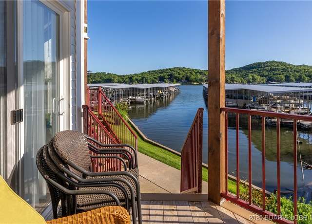 Property at 686 Clearwater Dr Unit 1E, Camdenton, MO 65020, 2 beds, 2 baths