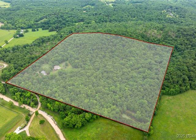 Property at 660 Upper Prairie Hollow Rd, Macks Creek, MO 65786, 4 beds, 3 baths
