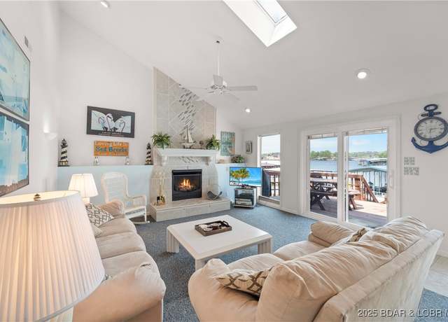 Property at 117 Gardenia Cir, Sunrise Beach, MO 65079, 3 beds, 2 baths