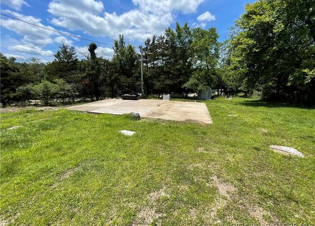Property at 2021 Purvis Rd, Sunrise Beach, MO 65079