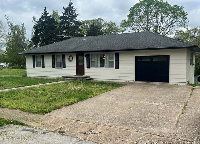 Property at 603 Oak, Stover, MO 65078, 3 beds, 1 bath