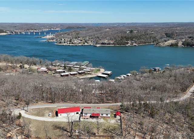 Property at 788 Santee Trl, Camdenton, MO 65020, 4 beds, 2 baths