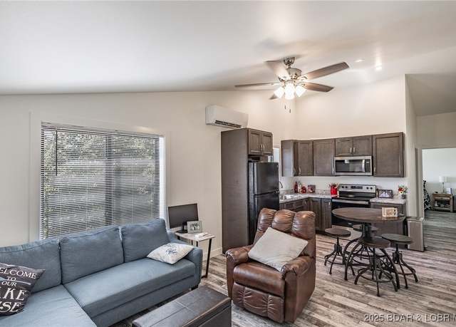 Property at 5805 Arrow Rd, Osage Beach, MO 65065, 1 bed, 1 bath