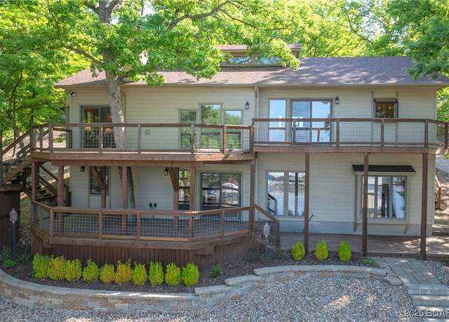 Property at 207 Sweetwater Dr, Four Seasons, MO 65049, 4 beds, 3 baths
