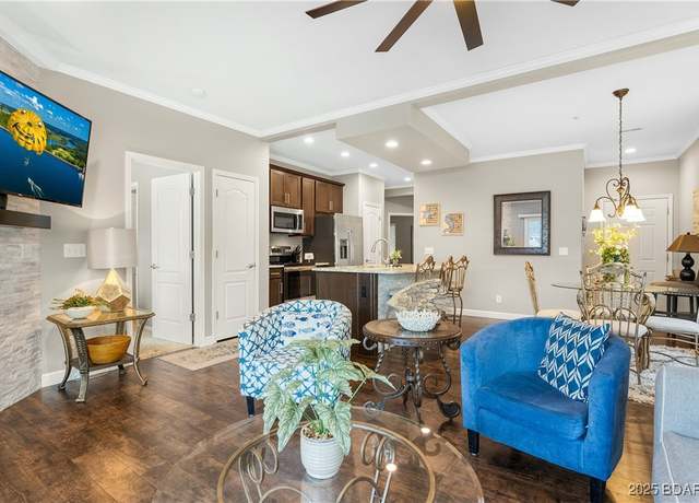 Property at 85 Monarch Cove Ct Unit 3A, Lake Ozark, MO 65049, 3 beds, 2 baths