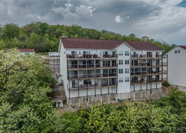 Property at 775 Clearwater Dr Unit 3D, Camdenton, MO 65020, 3 beds, 2 baths