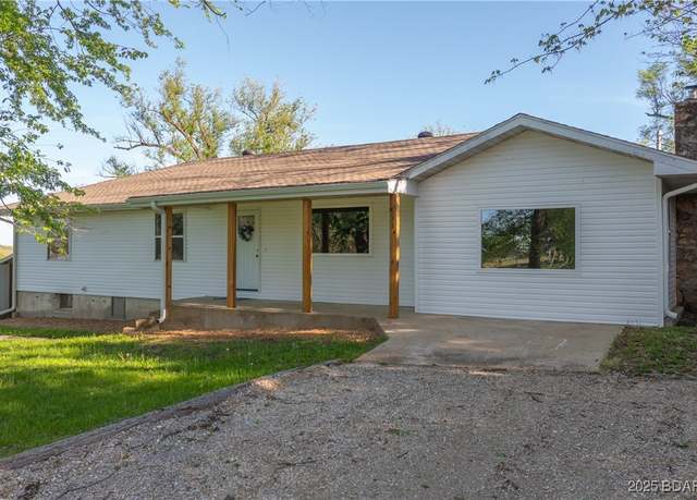 Property at 273 Dry Hollow Rd, Camdenton, MO 65020, 3 beds, 2 baths